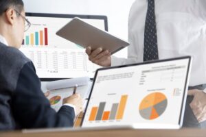 Read more about the article Increment and Variable Pay Based on Performance: A Case Study on the IT Industry