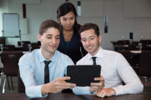 Read more about the article Digital Onboarding of Employees: – A Comprehensive Guide